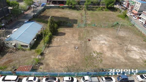 체육용지(옛 신장테니스장) 전경. /경인일보DB
