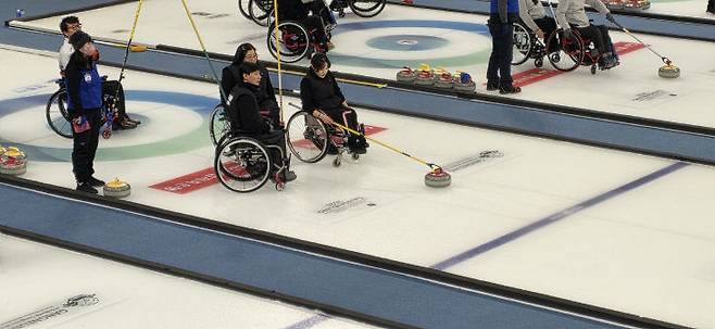 휠체어컬링선수단.(사진=대전시장애인체육회 제공)