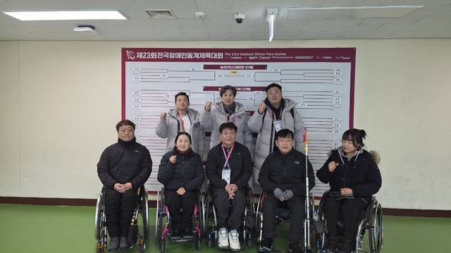 대구광역시장애인체육회의 컬링 선수들. 대구광역시장애인체육회 제공