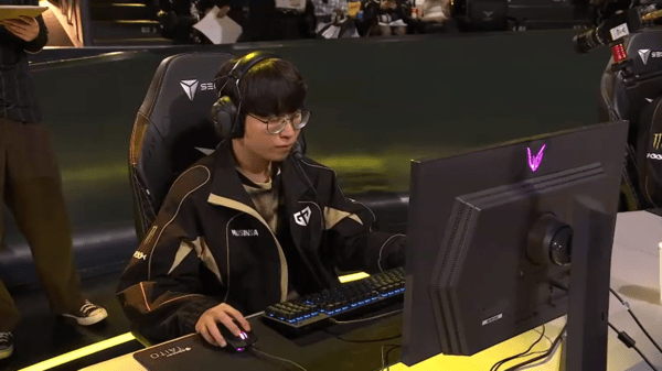 1일 종로구 롤파크에서 열린 '2026 리그 오브 레전드 챔피언스 코리아' LCK 컵 대회 슈퍼위크 5일차 젠지가 먼저 1승 선취 (젠지 & 한화생명 ) =1:0). /사진=네이버 치지직 라이브영상 캡처