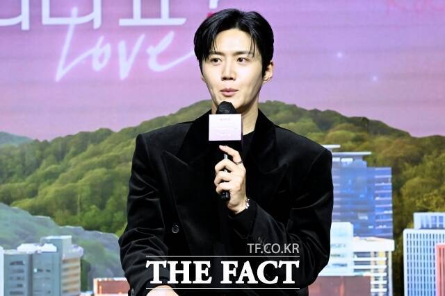 배우 김선호가 1일 자신에게 불거진 탈세 의혹을 부인했다. /송호영 기자