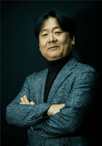 염익진 아크릴 CTO.  대학에서 20년 넘게 후학을 양성하고 있다.
