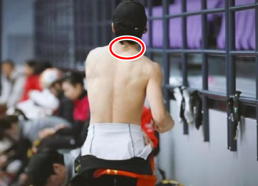 ▲ 중국 쇼트트랙 대표팀 명단에 이름을 올린 린샤오쥔은 한국을 떠나 귀화를 선택한 지 5년 만에 꿈에 그리던 올림픽 은반 위에 다시 서게 됐다. 평창 올림픽에서 태극기를 휘날리며 1500m 금메달과 500m 동메달을 따내며 세계 최정상급 기량을 과시한 이후 무려 8년 만의 올림픽 복귀전이다. ⓒ 중화망&nbsp;