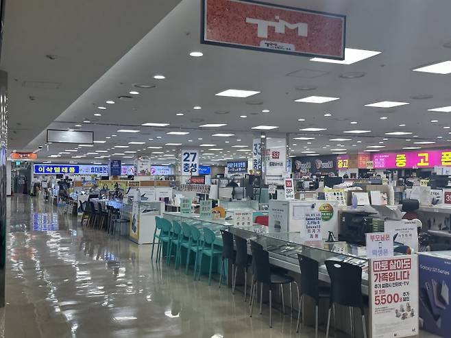 신도림 휴대폰 집단 상가. 사진=강준혁 기자