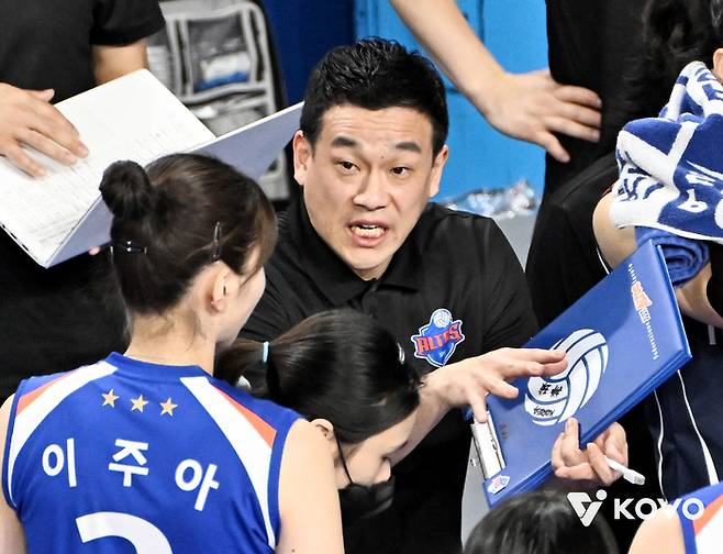 기업은행 여오현 감독대행. 제공 | 한국배구연맹