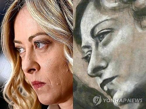 이탈리아 수도 로마의 한 성당에서 복원된 벽화 속 천사가 조르자 멜로니 이탈리아 총리를 닮았다며 논란이 되고 있다./사진AFP·연합뉴스