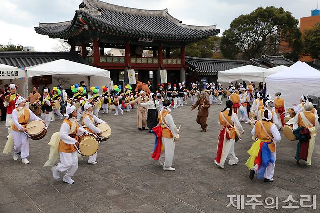 탐라국입춘굿 첫날 신명풀이 모습. ⓒ제주의소리