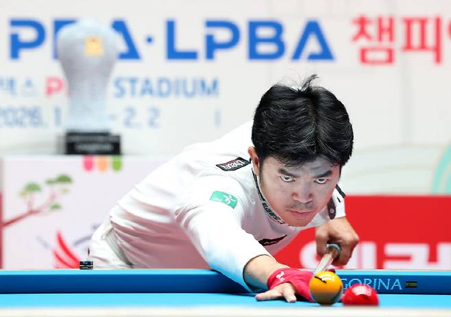 생애 첫 PBA 우승을 차지한 응우옌꾸억응우옌. 사진=PBA