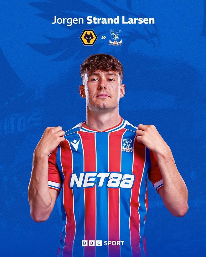 겨울 이적시장을 통해 울버햄프턴을 떠나 팰리스 유니폼을 입은 공격수 라르센. 사진=BBC