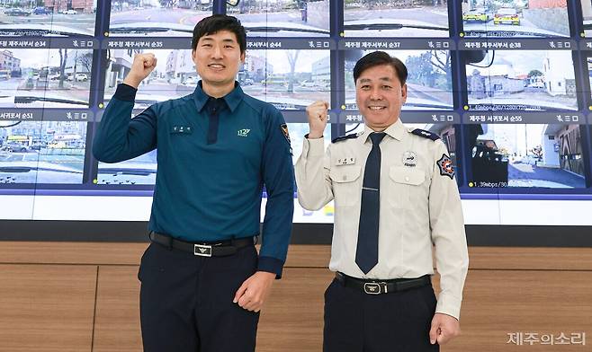 지난 2일 오후 제주경찰청 112치안종합상황실에서 만난 김봉석 경감과 김용철 소방경(사진 왼쪽부터). ⓒ제주의소리