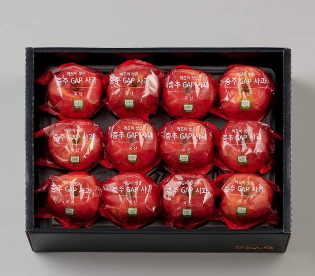 롯데마트의 ‘깨끗이 씻어나온 GAP 사과’ 사진 제공=롯데마트