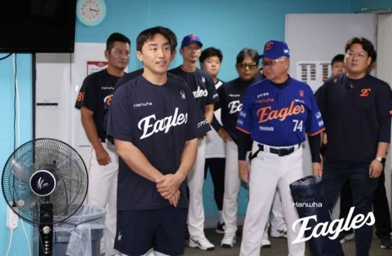 지난해 한화 이글스 유니폼을 입고 활약하던 손아섭의 모습. /사진=한화 이글스 제공