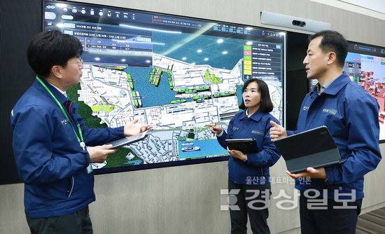 ▲ 디지털 환경에 실제와 동일한 조선소를 구현한 모습. HD현대중공업 제공