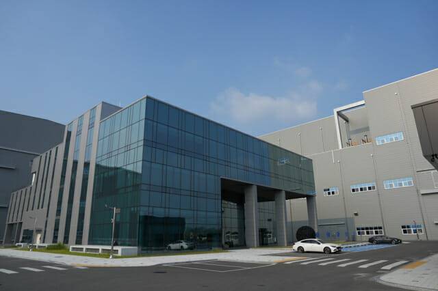 엘앤에프 대구 구지 3공장 전경