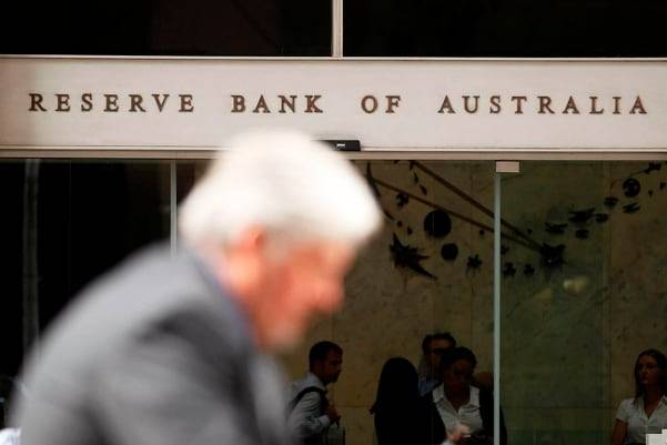 호주 중앙은행(RBA)은 3일 기준금리를 사상 최저 수준인 1.75%로 0.25%포인트 인하했다.