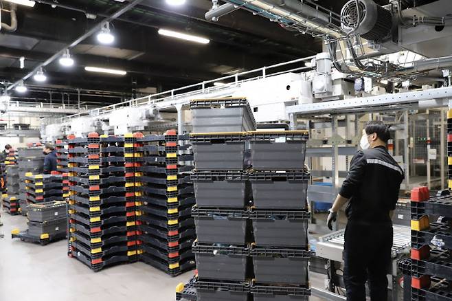 일부 대형마트 점포에서 운영하는 소규모 집품 및 포장센터 전경. (사진=이데일리DB)