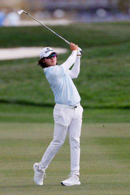 김성현이 WM 피닉스 오픈 1라운드 3번 홀에서 아이언 샷을 하고 있다. 스코츠데일(미국)=AFP연합뉴스