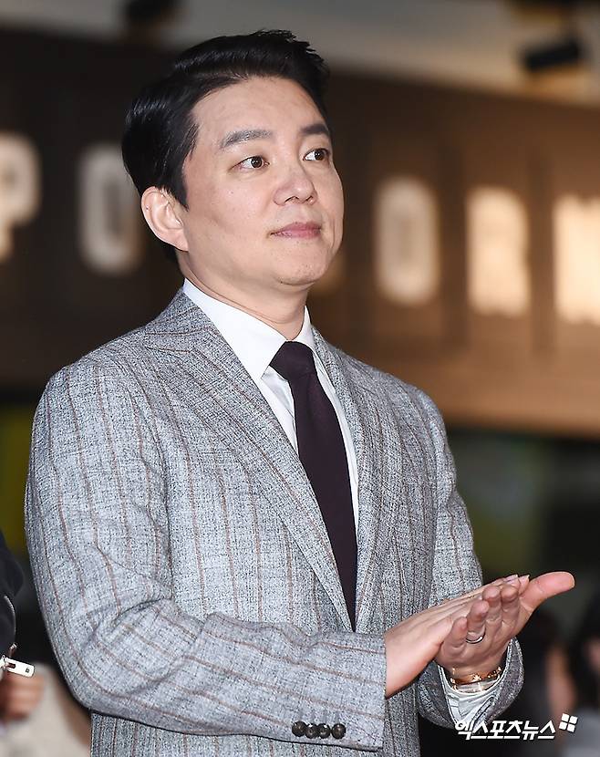 이범수.
