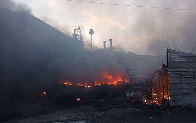 경북 칠곡 공장 화재 [경북소방본부 제공. 재판매 및 DB 금지]