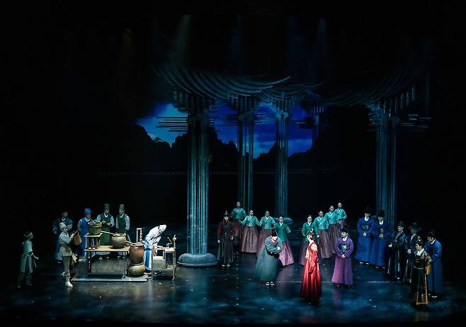 장영실 미스터리를 소재로 한 ‘한복 입은 남자’. [사진 각 제작사]