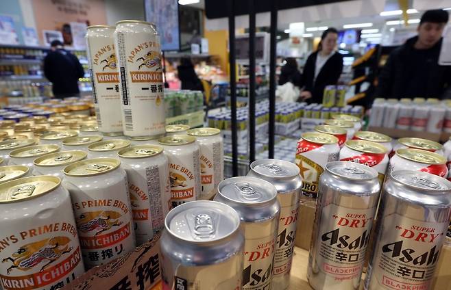국내 한 대형마트에 진열된 수입 맥주