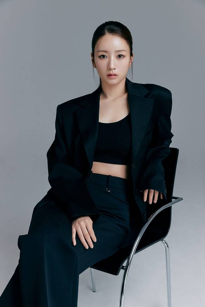 위드어스엔터테인먼트 제공