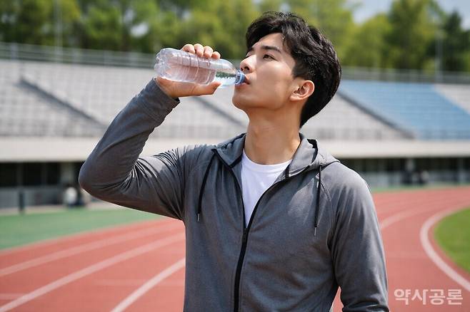 사진 챗지피티 생성.