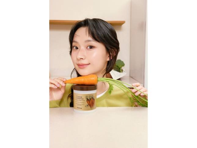 스킨푸드 '캐롯 카로틴 카밍 워터 패드'. / 사진=스킨푸드