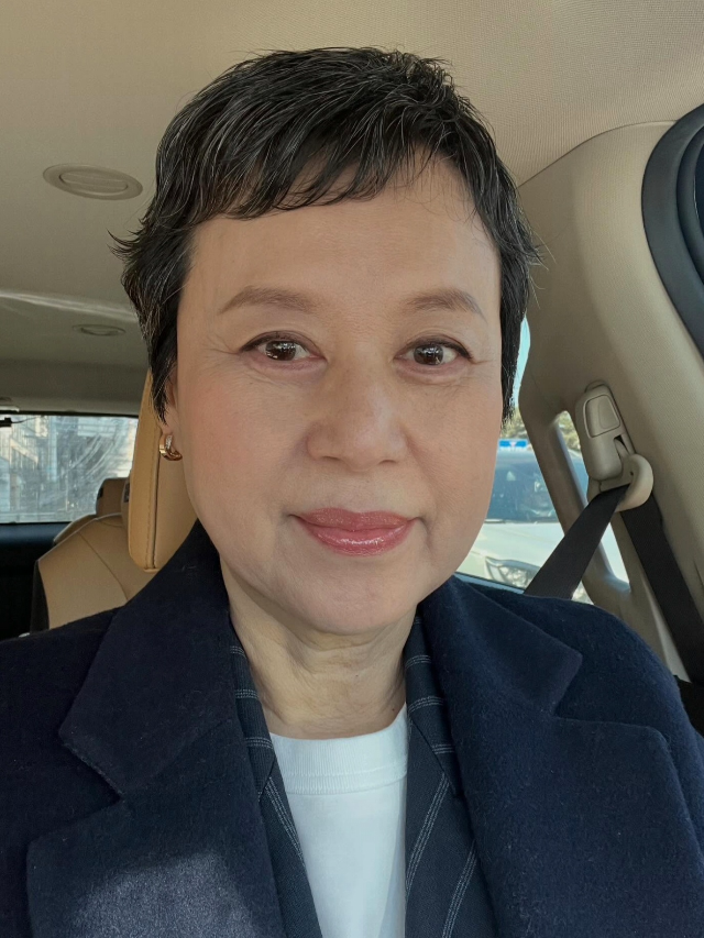 방송인 박미선이 오랜만에 전한 근황 사진 한 장이 뜻밖의 반응을 불러왔다.사진=박미선 SNS