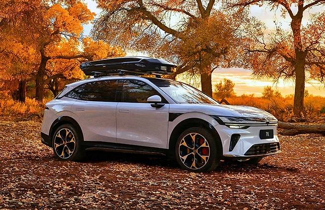 중국 지리 그룹의 프리미엄 전기차 브랜드 지커가 올 상반기 한국 시장에 상륙한다. 사진은 중형 SUV 전기차 지커 7X. / 지커코리아