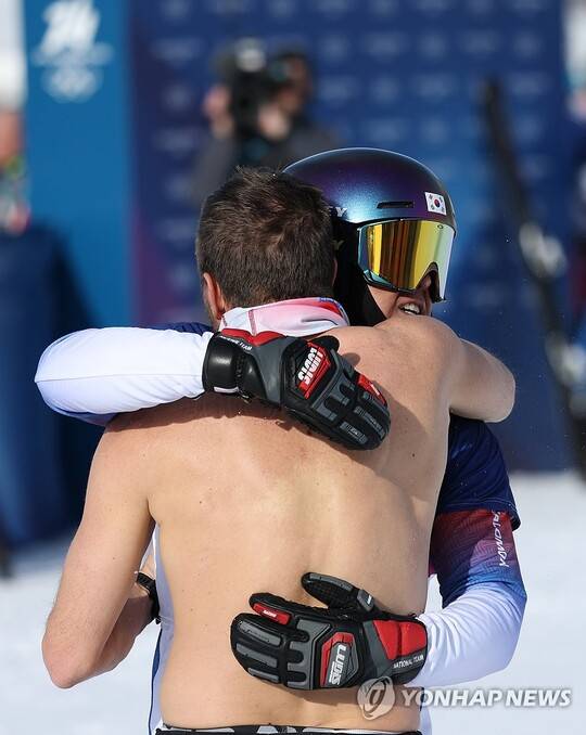 김상겸(왼쪽)·벤야민 카를. ⓒ연합뉴스