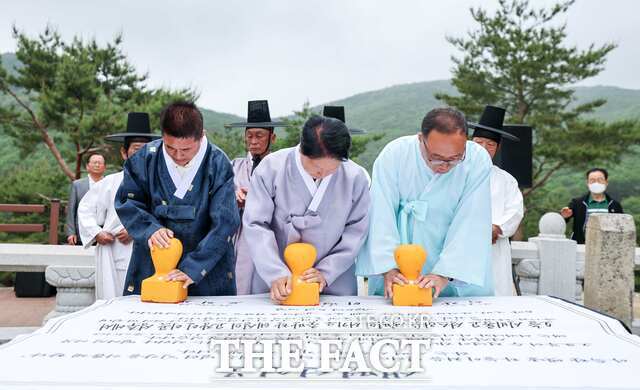 성주의 상징 공간인 세종대왕자태실에서는 축제의 철학을 담은 생명선포식이 열린다. 지난해 행사 장면. /성주군