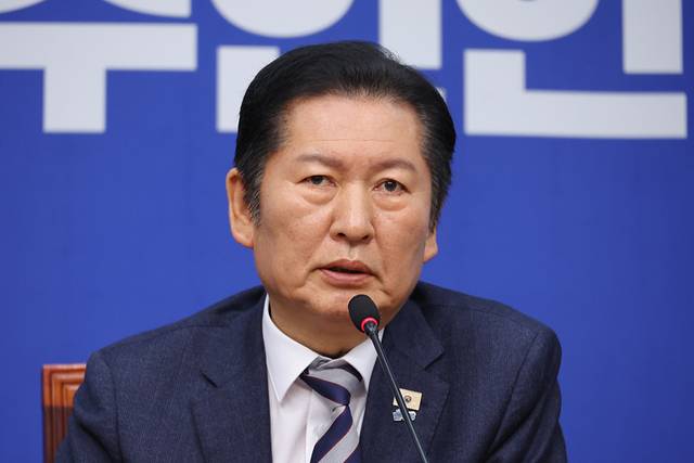 더불어민주당 정청래 대표가 9일 서울 여의도 국회에서 열린 최고위원회의에서 발언하고 있다. 연합뉴스