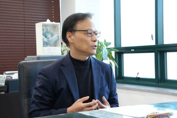 류인권 한국도자재단 대표이사가 도자문화 활성화를 위한 방향성을 밝히고 있다. 한국도자재단 제공