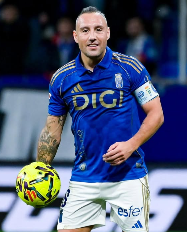 과거 라리가와 EPL 무대를 모두 누빈 미드필더 카솔라가 라리가의 운영방식과 환경이 개선돼야 한다고 쓴소리를 남겼다. 사진출처│카솔라 SNS