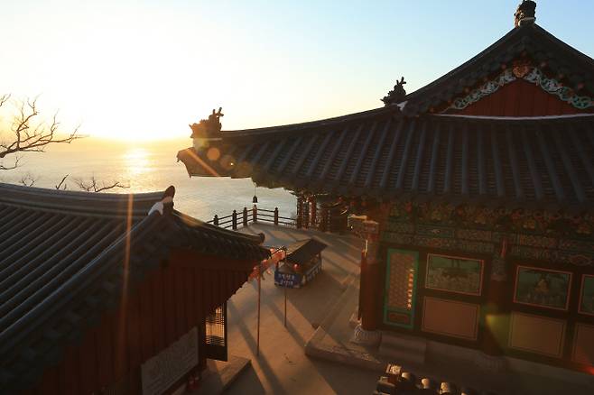 전남 여수 향일암. /남도일보DB