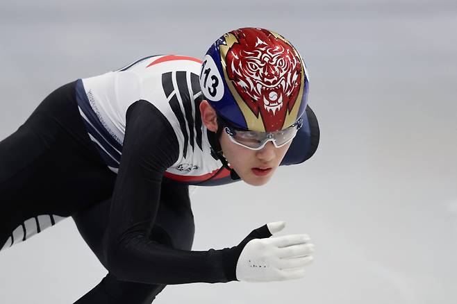 <yonhap photo-5491=""> 쇼트트랙 임종언 훈련 (밀라노=연합뉴스) 서대연 기자 = 2026 밀라노ㆍ코르티나담페초 동계올림픽에 출전하는 쇼트트랙 임종언이 8일(현지시간) 이탈리아 밀라노 아이스스케이팅 아레나에서 훈련을 준비하고 있다. 2026.2.8 dwise@yna.co.kr/2026-02-08 18:02:18/ <저작권자 ⓒ 19802026 ㈜연합뉴스. 무단 전재 재배포 금지, AI 학습 및 활용 금지></yonhap>