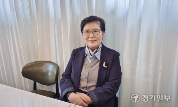 10일 평택 고덕동 몬테비안코 매장에서 이영순 ㈜엘비 대표(64)가 경기일보와 인터뷰를 진행하고 있다. 금유진기자