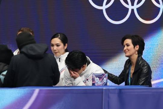 아쉬워하는 임해나-권예. 사진(밀라노=연합뉴스