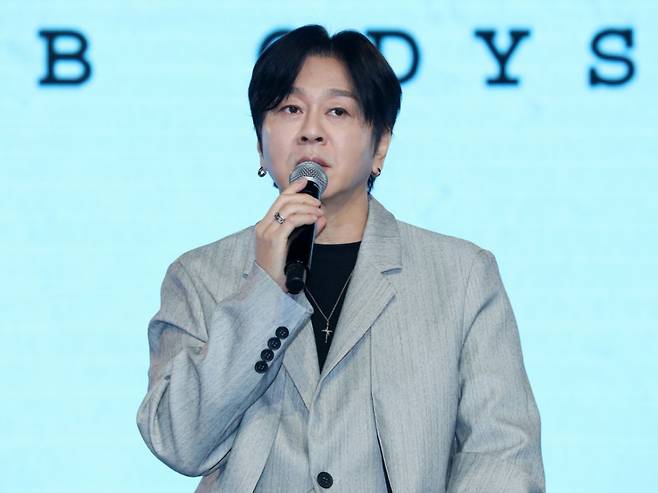 YB 보컬 윤도현이 목 상태 악화로 울산 공연을 연기했다. /사진=뉴시스