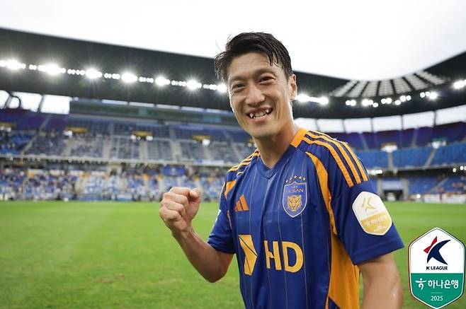 [서울=뉴시스] 축구 국가대표 출신 미드필더 이청용, 프로축구 K리그1 복귀 앞둔 인천 유나이티드행 임박. (사진=한국프로축구연맹 제공) *재판매 및 DB 금지