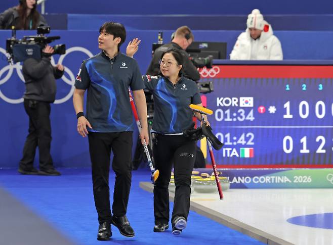 컬링 믹스더블 김선영-정영석 조. 연합뉴스