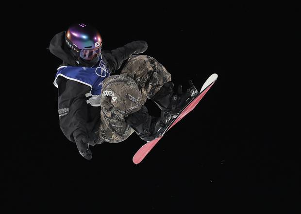 9일(현지시간) 이탈리아 리비뇨 스노파크에서 열린 2026 밀라노-코르티나담페초 동계올림픽 스노보드 여자 빅에어 결선에서 유승은이 묘기를 펼치고 있다. 연합뉴스