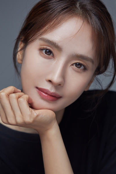 가수 겸 배우 박정아. 사진 인연엔터테인먼트