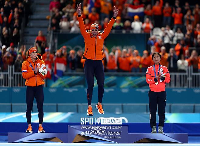 ▲ 왼쪽부터 네덜란드 펨케 콕, 유타 레이르담, 일본 다카기 미호.