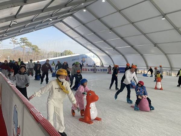 진주 야외스케이트장 / 진주시