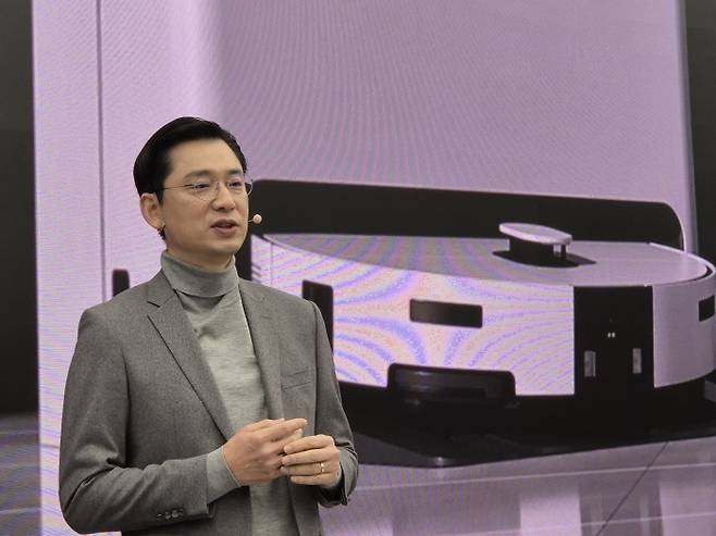 임성택 삼성전자 한국 총괄이 11일 서울 삼성강남에서 '비스포크 AI 스팀' 미디어브리핑을 진행하고 있다. (사진=고지혜 기자)