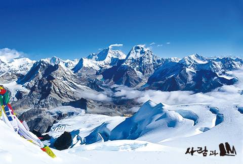 쿰부 히말라야에서 바라본 마카루봉&nbsp;