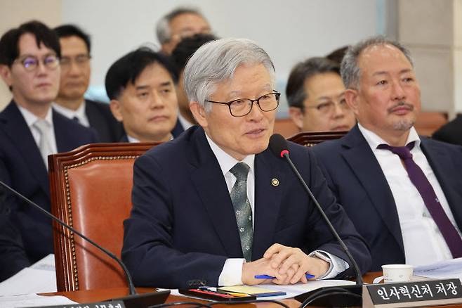 최동석 인사혁신처장.(사진=연합뉴스)