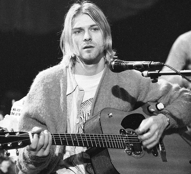 사진. | 커트 코베인 SNS